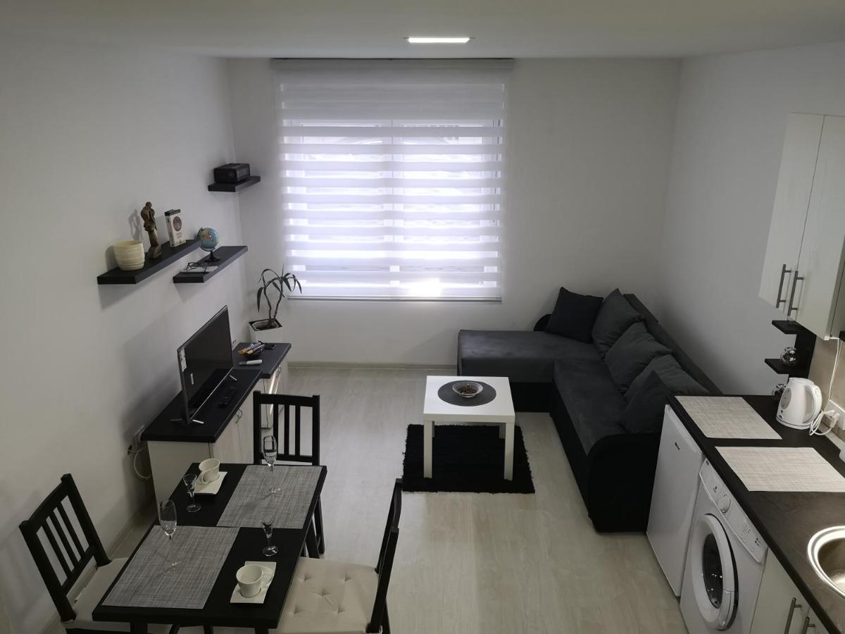 Center Lux